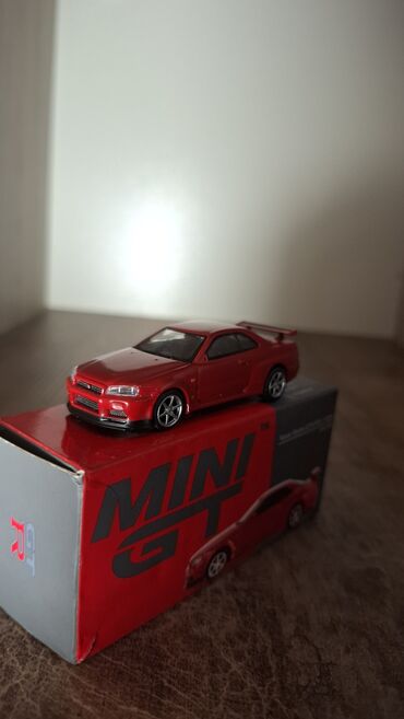 Heykəlciklər: Nissan, 2024 il, 1:64, Dəmir, Ödənişli çatdırılma