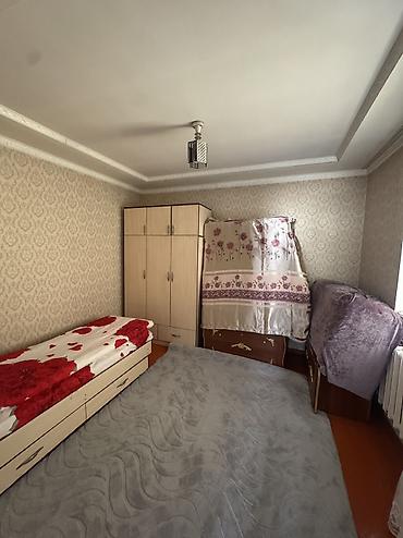 прадаю дом ак босого: 6 комнат, 80 м², 8 соток, Бишкек, Собственник — 4