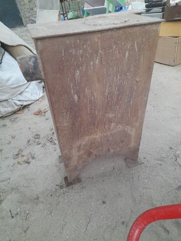 Peçlər və kaminlər: Dəmir Peçi, İşlənmiş, yanacaq - Odun — 1