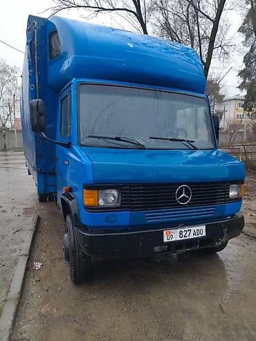 Грузовики: Грузовик, Mercedes-Benz — 1