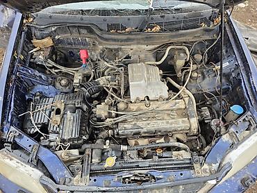 Транспорт: Honda CR‑V I поколение (примерно 1997–2001), тёмно‑синий, бензиновый — 1