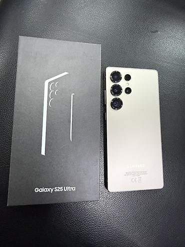 Продаю смартфон Samsung Galaxy S25 Ultra 512Гб. В идеальном состоянии