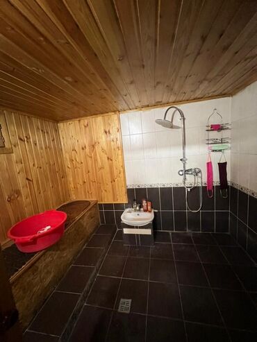 Продажа домов: Дом, 250 м², 8 комнат — 15