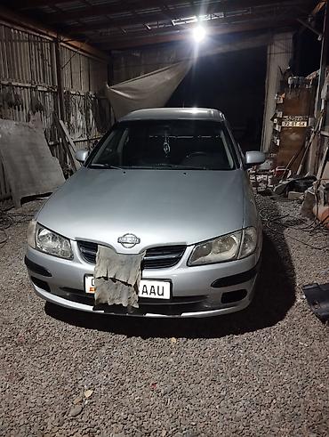 Унаа сатуу: Nissan Almera: 2001 г., 1.8 л, Кол менен иштөөчү, Хетчбек — 5