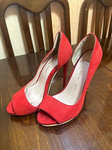 Digər ayaqqabılar: Giuseppe Zanotti qadın ayaqqabısı - Model: Açıq burunlu stiletto - — 2