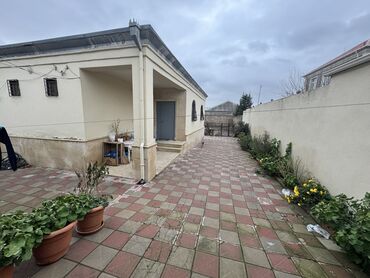Həyət evləri və villaların satışı: Binəqədi qəs. 6 otaqlı, 180 kv. m, Kredit yoxdur, Orta təmir — 2