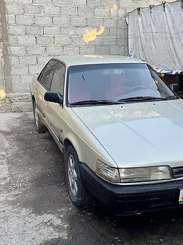 мазла: Mazda 626: 1990 г., 2 л, Механика, Бензин, Седан — 3