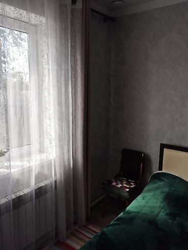 Продажа коттеджей и домов: Дом с участком. - Одноэтажный жилой дом с двускатной крышей и — 9