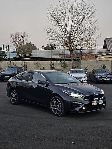 roewe e5: Kia K3: 2020 г., 1.6 л, Вариатор, Бензин, Седан — 2