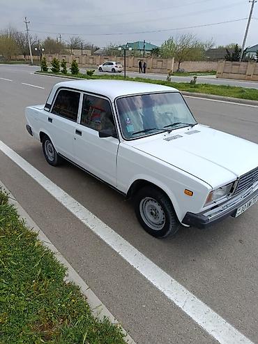 фольксваген тигуан л с: VAZ 2107, ağ rəng, sedan kuzov. Klassik dizaynlı 4 qapı — 5