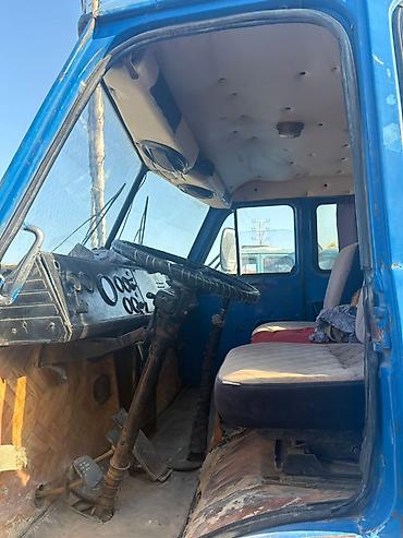 maşım nömrələri: MAZ yük maşını – dump tipli (samboşaldan) karqo avtomobili — 4
