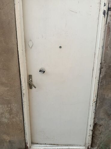 2 х створчатые межкомнатные двери: İşlənmiş Giriş qapısı 90x200 sm Ünvandan götürmə