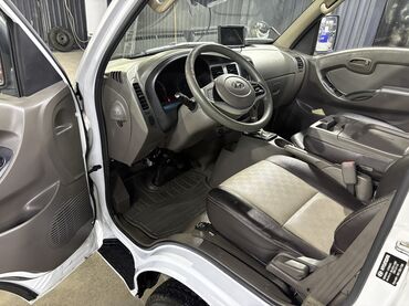 Hyundai: Hyundai Porter: 2019 г., 2.5 л, Типтроник, Дизель, Бус — 6