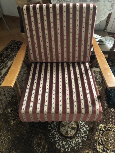 Fotelje: Drvena retro fotelja, nov sunđer,mebl štof i platno ispod, samo drvene na lalafo.rs — 7 Fotelje: Drvena retro fotelja, nov sunđer,mebl štof i platno ispod, samo drvene — 7