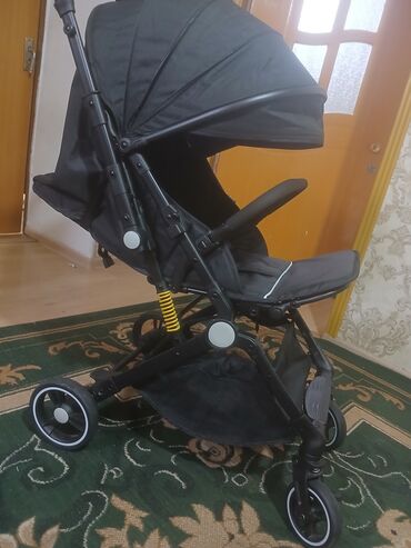 коляска chicco urban 2 в 1: Коляска, цвет - Черный, Новый