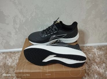 Мужская обувь: Мужские кроссовки, 42, Asics, Новый, цвет - Черный, Самовывоз