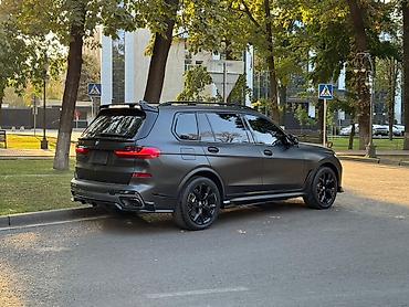 багажника: BMW X7: 2020 г., 3 л, Автомат, Бензин, Внедорожник — 4