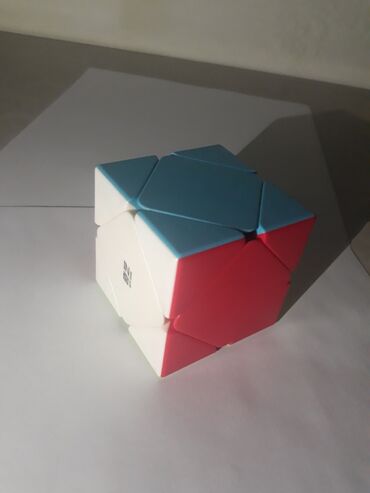 кубик рубик игрушка: Кубик Рубик: Скьюб
Состояние: Хорошое