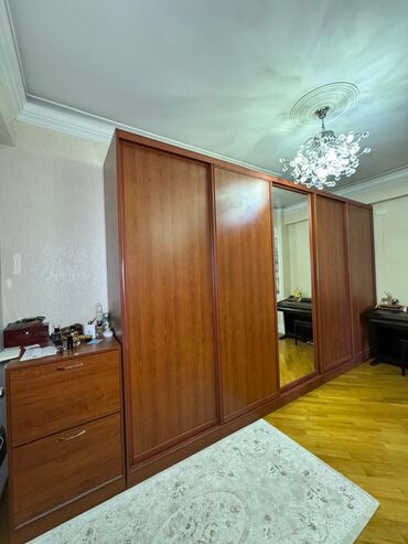 шкаф для стиральной машины в ванной: TehiDehliz dolabı. ayaqqab refi ile bur yerde. 450azn. ideal