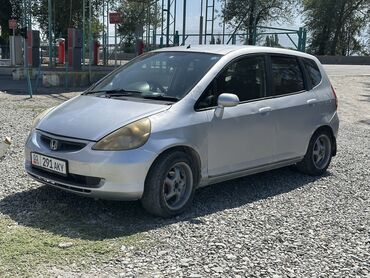 мини электромобиль: СРОЧНО 🚨 САТЫЛЫТ хонда фит Honda Fit В отличном состоянии, Согу таза