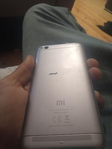 mi buds: Xiaomi Mi 5, 4 GB, rəng - Boz, 
 İki sim kartlı — 3