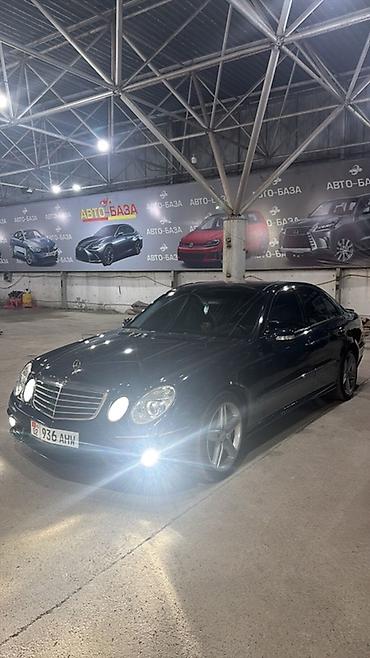Mercedes-Benz E-Class: 2002 г., 5 л, Автомат, Газ, Седан