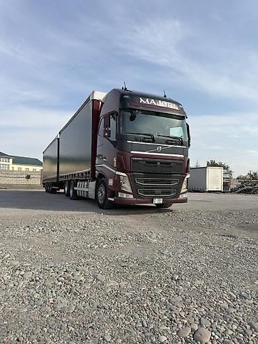 Volvo: Тягач, Volvo, 2016 г., Тентованный — 1