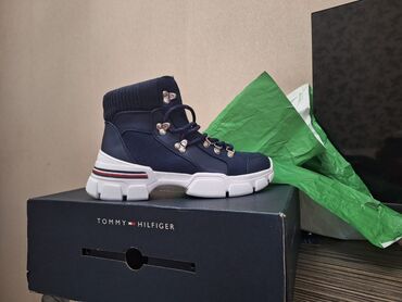 женские зимние сапоги: Женская обувь Tommy Hilfiger Nesser blue Размер : 38 - 38.5 Размер 🇺🇸