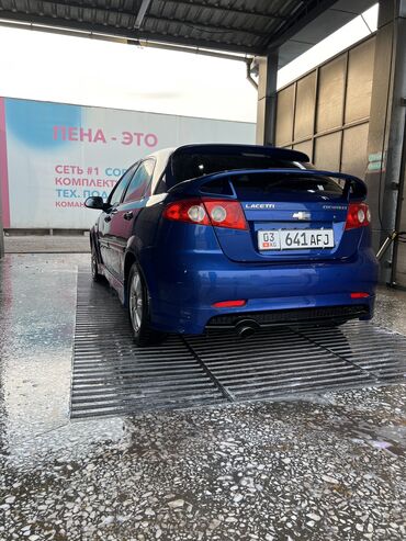 домкрат для машины: Chevrolet Lacetti: 2008 г., 1.6 л, Механика, Бензин, Хетчбек