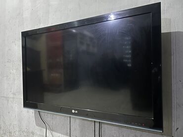 televizor lcd: İşlənmiş Televizor LG LCD 43" Ünvandan götürmə
