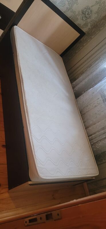 Çarpayı satılır ünvan zabrat 1 qəsəbəsi 
qırığı sınığı yoxdu