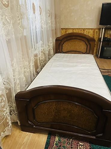 carpayi setkasi: Yataq çərçivəsi və döşək dəsti - Ölçü: tək nəfərlik (təxmini 90×190 — 1