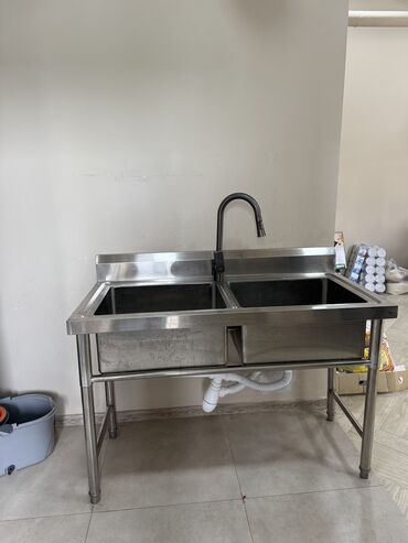 Другая техника для кухни: Продается раковина со смесителем 13,000 сом Новое покупали только