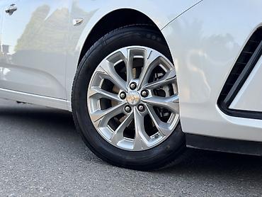 шевроле монза: Chevrolet Monza: 2023 г., 1.5 л, Автомат, Бензин, Седан — 5