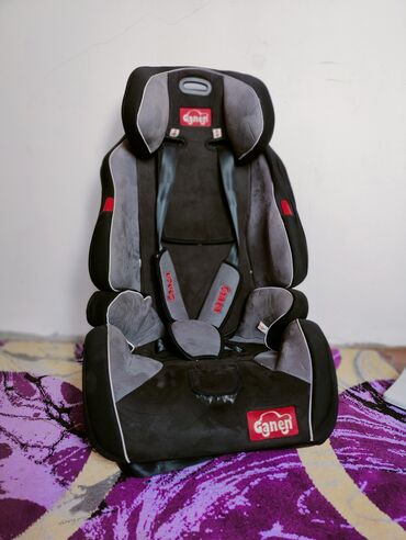 автомобильное детское кресло: Автокресло, түсү - Кара, Колдонулган