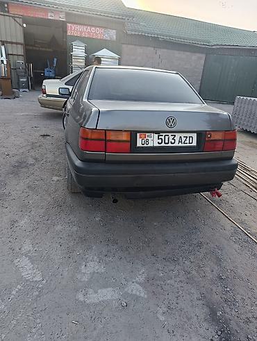 газ бензин: Volkswagen Vento: 1993 г., 2 л, Механика, Газ, Седан — 3