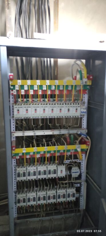 Электрики: Электрик | Монтаж выключателей, Установка стиральных машин, Демонтаж электроприборов Больше 6 лет опыта at lalafo.kg — 9 Электрики: Электрик | Монтаж выключателей, Установка стиральных машин, Демонтаж электроприборов Больше 6 лет опыта — 9