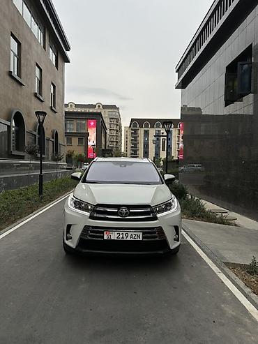 Toyota: Toyota Highlander: 2018 г., 3.5 л, Автомат, Бензин, Кроссовер — 2