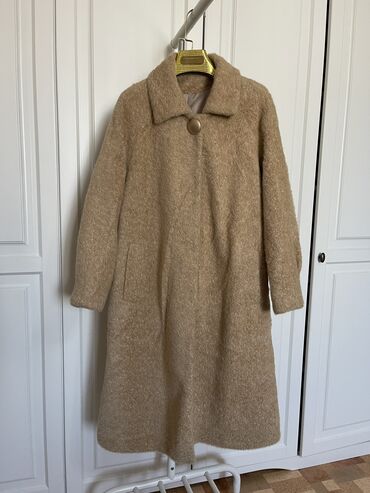 пальто из ламы купить: Пальто, M (EU 38), L (EU 40)