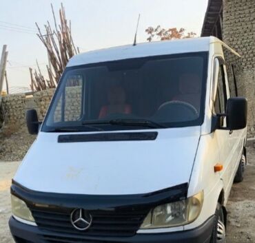 таксопарк грузовой: Бус, Көчүү, эмеректерди көчүрүү, Регион боюнча, Шаар ичинде, жүк ташуучу жумушчусу жок