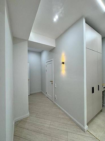 Продажа квартир: 3 комнаты, 82 м², 2 этаж — 8