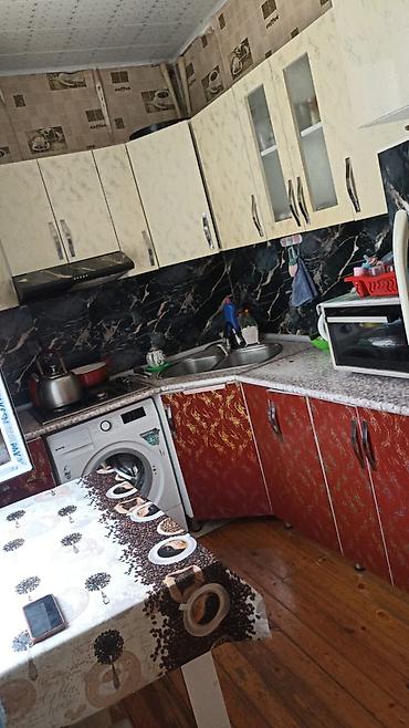baki tekstil fabriki elaqe: 4 otaqlı, 88 kv. m, Kredit yoxdur, Orta təmir — 4