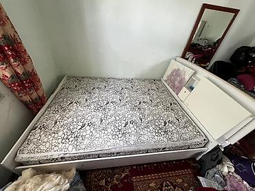 диваны цены: Двуспальная кровать с матрасом - Размер спального места — 2