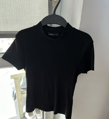 Women's T-shirts and tops: XS (EU 34), Cotton, color - Black