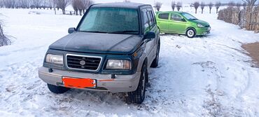 джип внедорожник: Suzuki Escudo: 1996 г., 2 л, Автомат, Бензин, Внедорожник