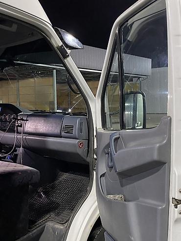 спринтер не на ходу: Эвакуатор, Mercedes-Benz, 1999 г., Ломаная — 8