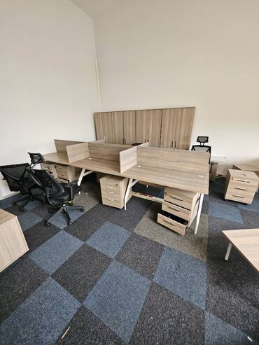 Ofis masaları: 6 Neferlik Masa ve Tumba sekilde gorunduyu kimidir Turkiye