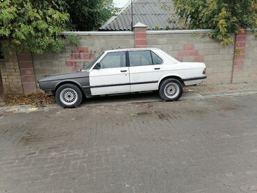 ручка на бмв: BMW 5 series: 1984 г., 2.5 л, Механика, Бензин, Седан