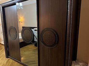 Geniş sürgülü qapılı garderob - Material: Tünd qoz rəngli MDF/LDSP lalafo.az -da Geniş sürgülü qapılı garderob - Material: Tünd qoz rəngli MDF/LDSP