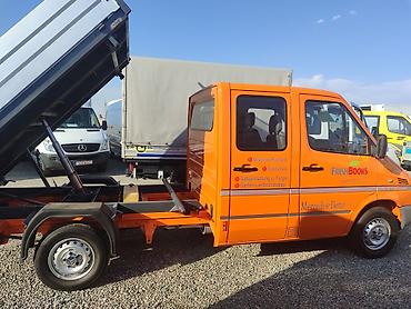 Унаа: Mercedes-Benz Спринтер: 2002 г., 2.2 л, Кол менен иштөөчү, Дизель, Бус — 2